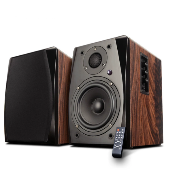 Walnut wood HiFi-grade desktop speaker